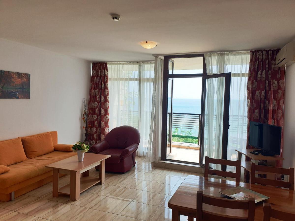 Dolce Vita Apart Complex Aparthotel Sveti Vlas Bagian luar foto