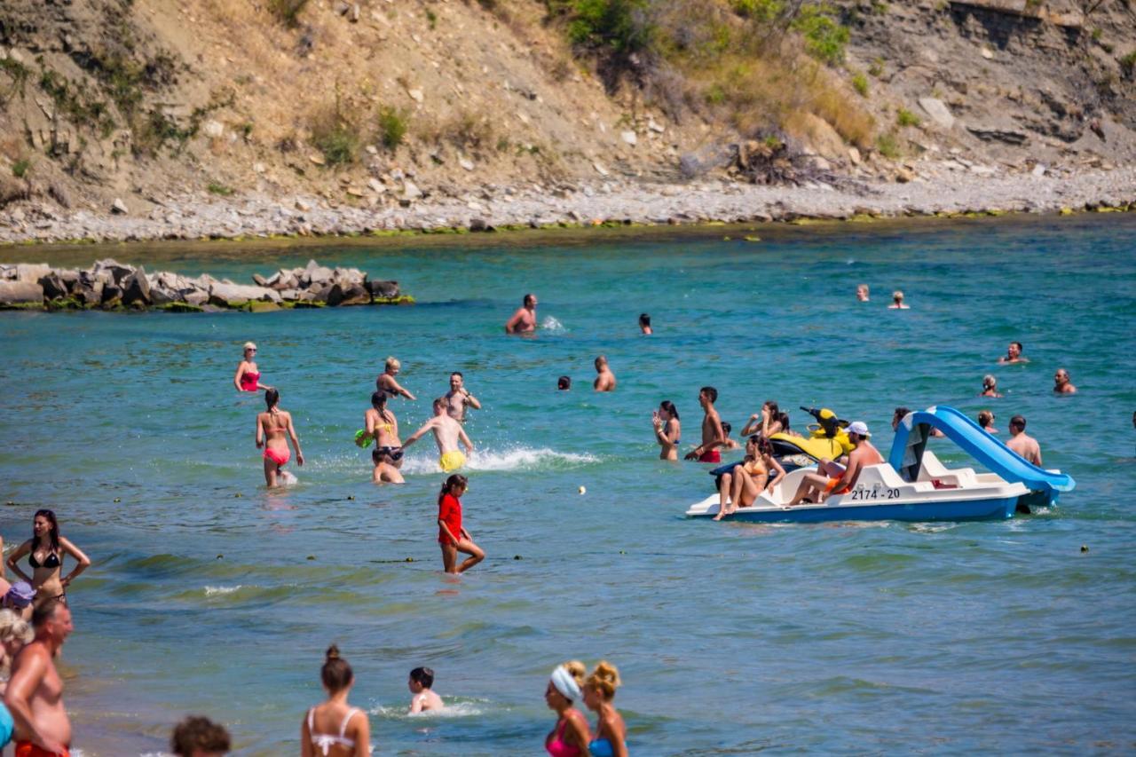Dolce Vita Apart Complex Aparthotel Sveti Vlas Bagian luar foto