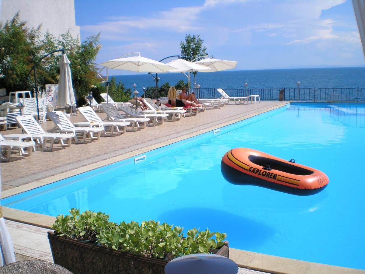 Dolce Vita Apart Complex Aparthotel Sveti Vlas Bagian luar foto