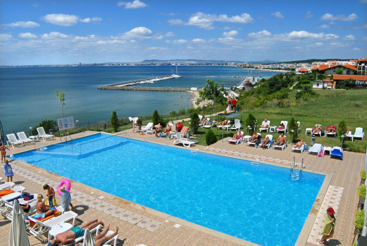 Dolce Vita Apart Complex Aparthotel Sveti Vlas Bagian luar foto